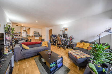 1357773-21-68cbf7...