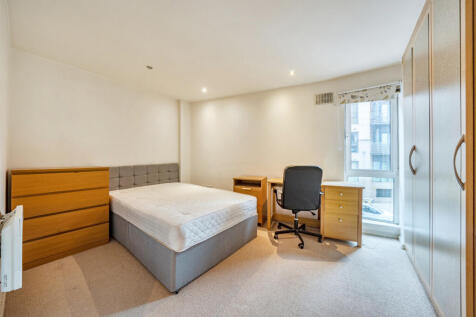 1364515-1-68e8fce...