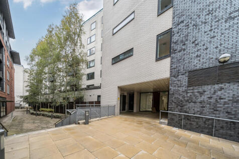 1370477-16-68f7aa...