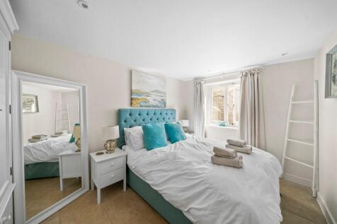 Lower Ground Floor Bedroom