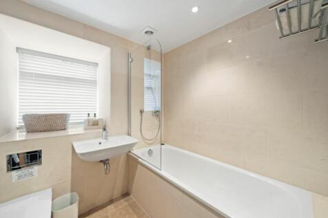 Lower Ground Floor Bathroom