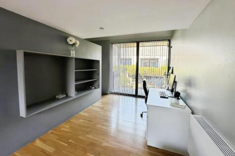 dfce9ec8-WhatsApp 20Image 202025-05-30 20at 2009.3