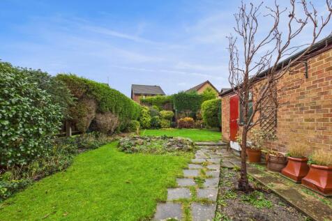 CAM05672G0-PR0095-STILL009