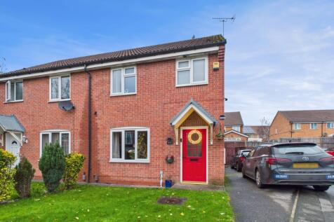 CAM04825G0-PR0246-STILL006