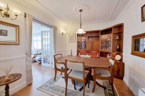 Dining Room: