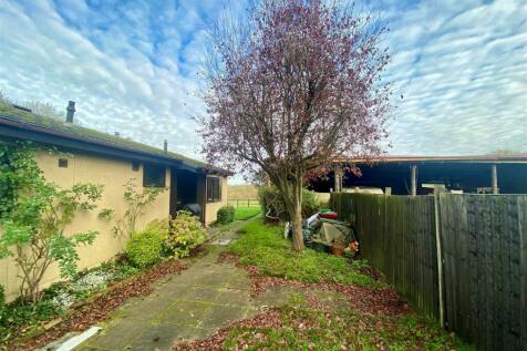 Bung &amp; Barn Close up.jpg