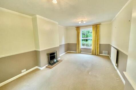 2 Walden Place Lounge.jpg