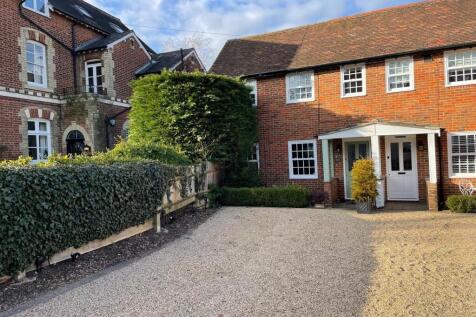 Bantam Cottage front.jpg