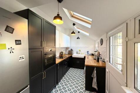 Kitchen.jpg