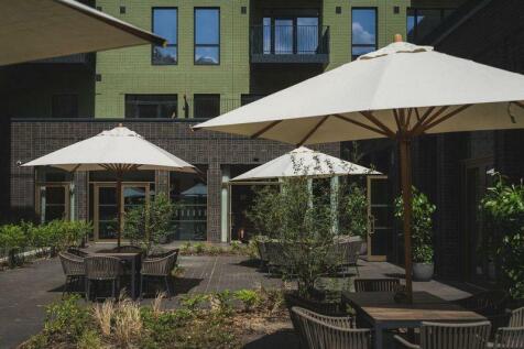 Courtyard 1.jpeg