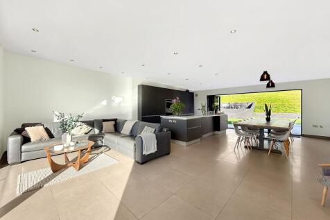 Kitchen/Diner/Lounge