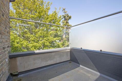 Flat 7, 106-108 Tooting High Street, London extern