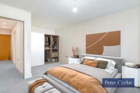 Bedroom 1 - 2.jpg