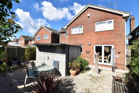 3 Windsor Externals (6).JPG