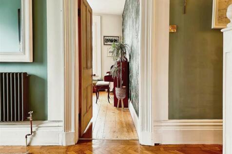 Lounge into Music Room