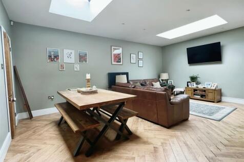 Dining Living Area