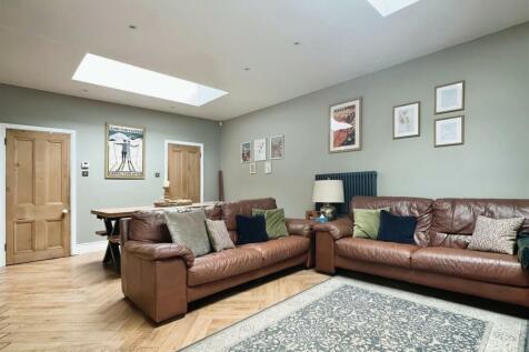 Dining / Living Area