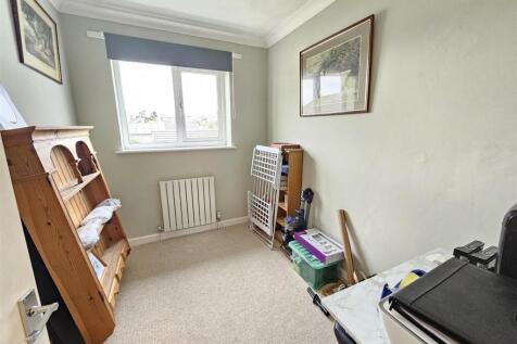 Bedroom 3.jpg