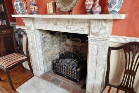 Dining Room Fireplace.jpg