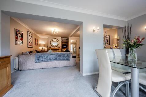 Living / Dining room