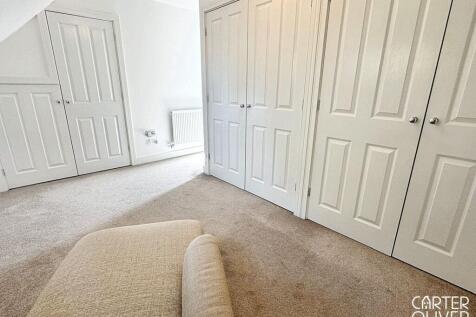 Principal  Dressing Area