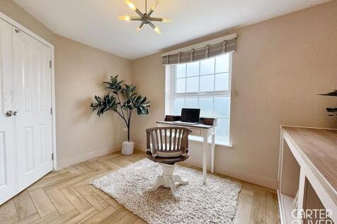 Reception 2 / Office