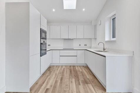 Show Apartment