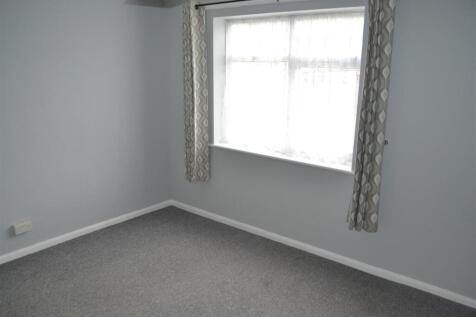 Bed11.JPG