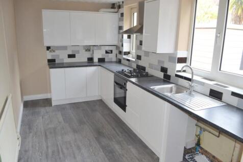 kitchen (Medium).JPG