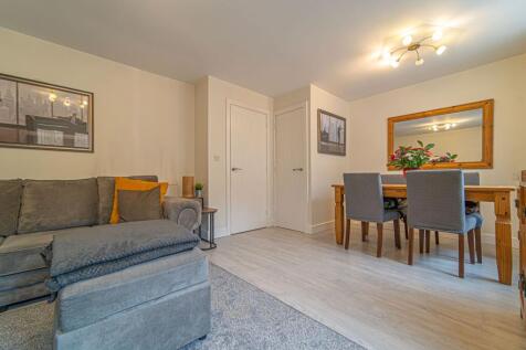 Living Room/Dinning Room