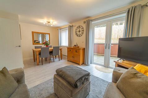 Living Room/Dinning Room