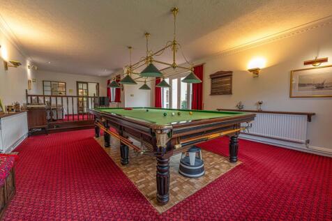 Snooker Room