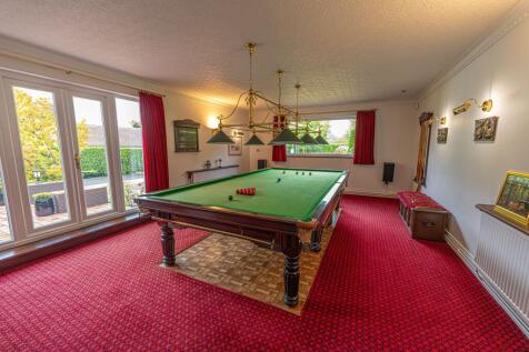 Snooker Room