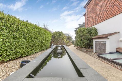 Raised Water Feature
