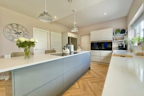 Open Plan Living, Kitchen, Diner