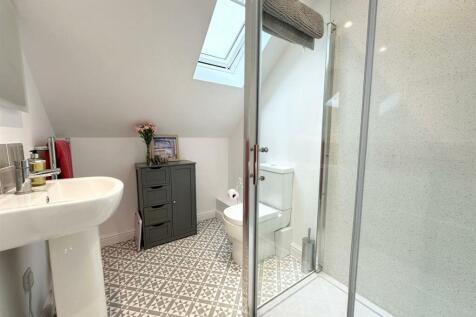 En Suite Shower Room
