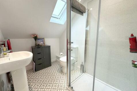 En Suite Shower Room