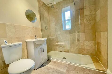Cloakroom WC