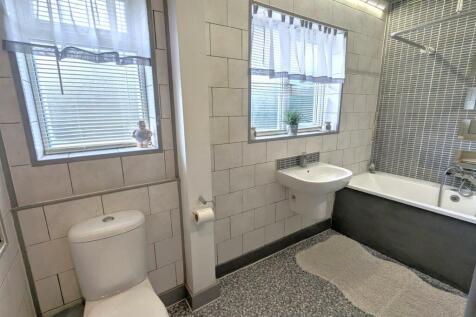 Ground Floor Bathroom