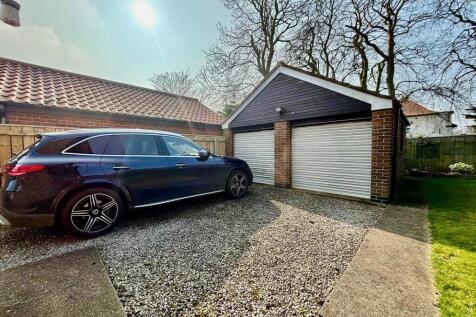 Double Garage