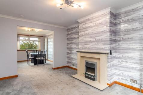 Lounge and dining room