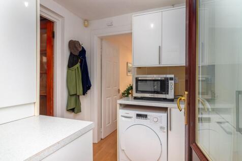 Utility room though to garage conversion