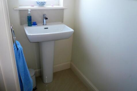 Cloakroom/WC