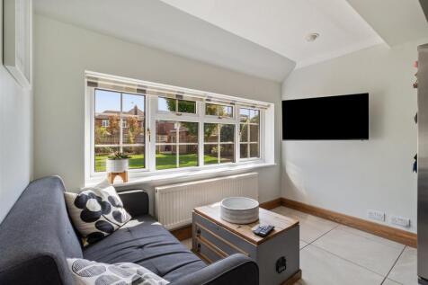 Chelwood Avenue 10-009.jpg