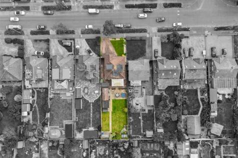 drone photos-003bw.jpg