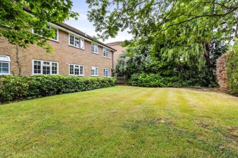 St Lawrence Court, 3-010.JPG