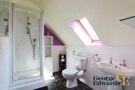 Bedroom 1 Ensuite