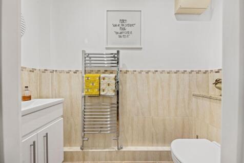 SEPERATE WC