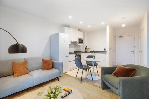 Living and kitchen.JPG