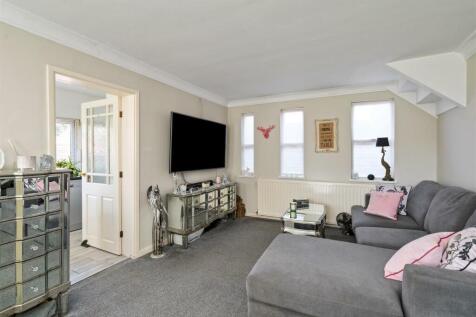 25 Fetherstone Grange, Glasshouse Lane, Lapworth B